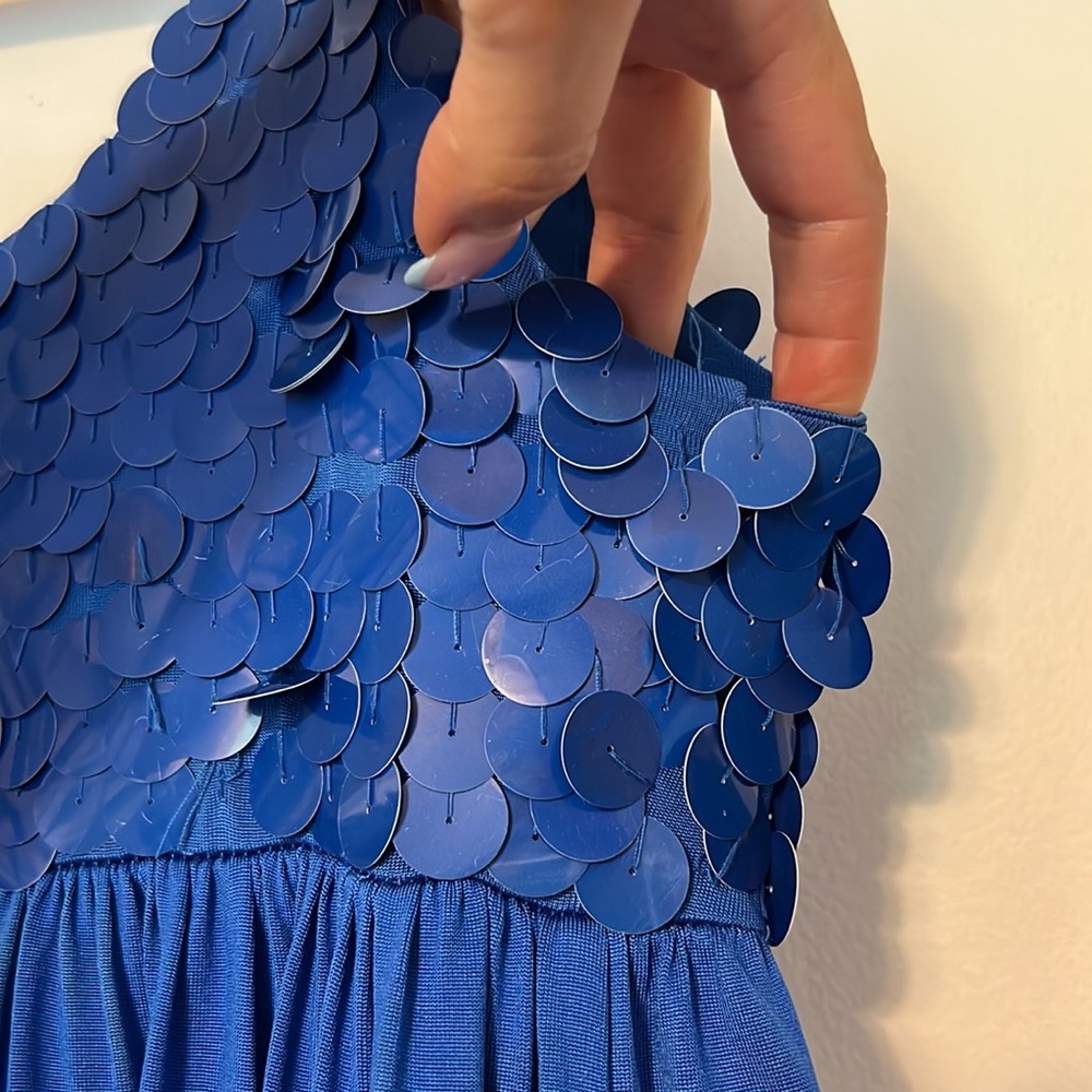 Alice + Olivia Y2K Bright Blue Paillette Silk Bubble Dress - Picture 10 of 14
